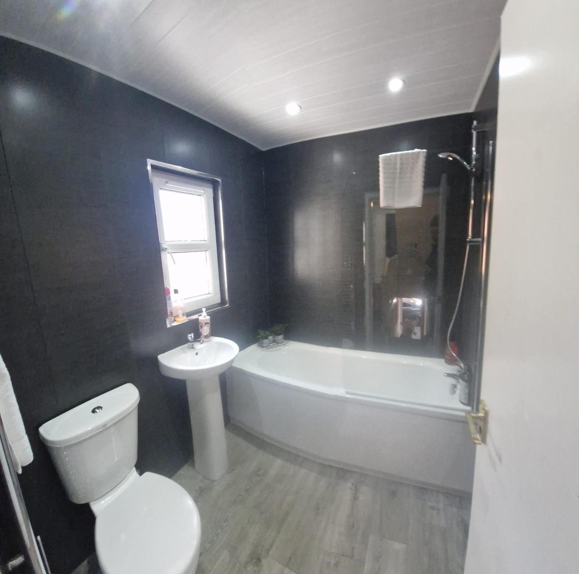 4Br House Popular Ravenhill Road Villa Belfast Exteriör bild